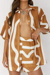 Cora Button-Up Shirt Print Tan